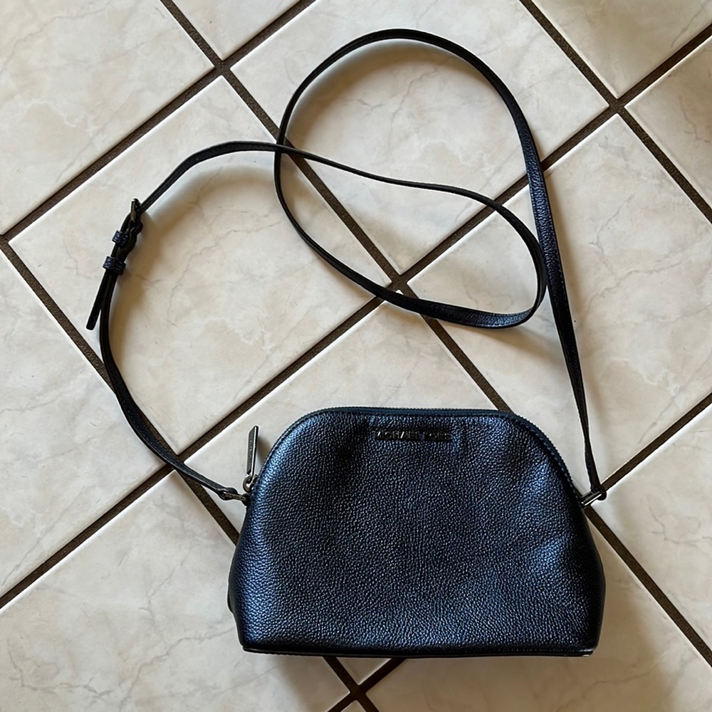 Michael Kors zipper crossbody bag